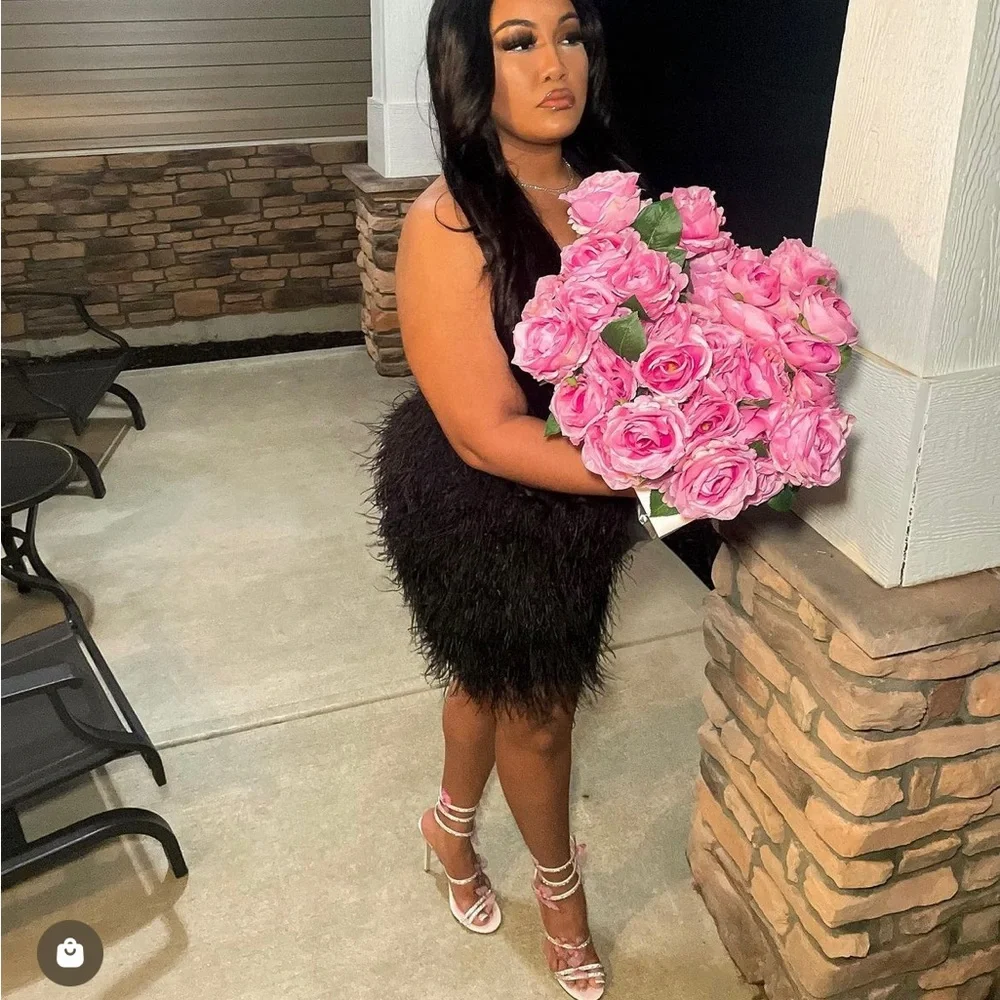 Sexy Black Halter Faux Feather Dress - Picture 1 of 4